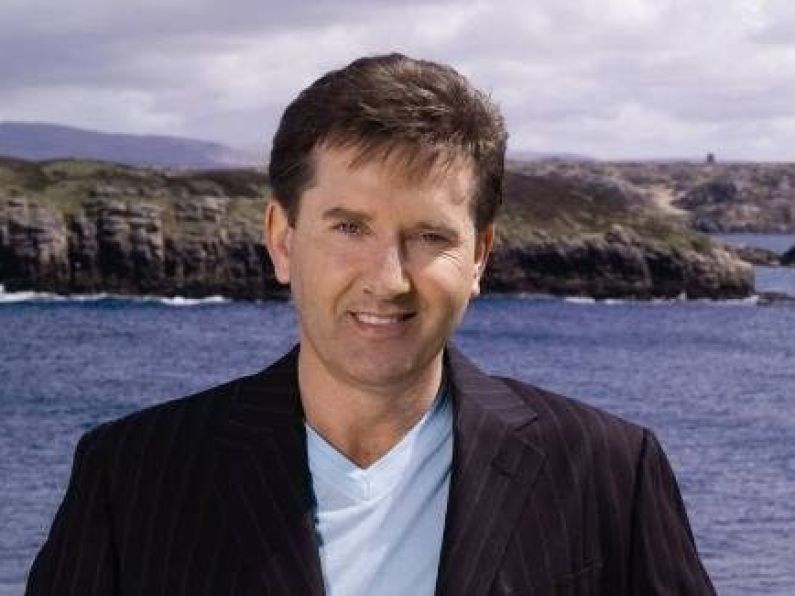 Daniel O’Donnell gatecrashing a Sligo wedding is just brilliant