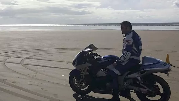 Watch this Clare man break the motorbike sand speed record