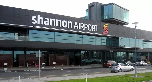 Passengers driven from Shannon to Dublin after flight diverted twice