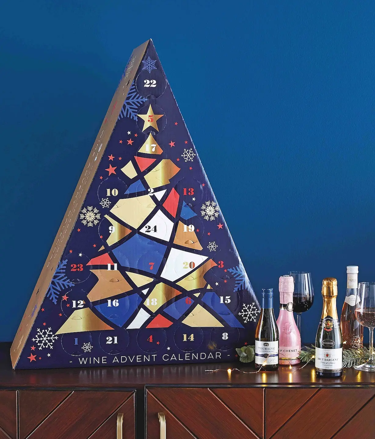 Sip Sip Horray! Aldi’s Wine Advent Calendar is back for Christmas 2018