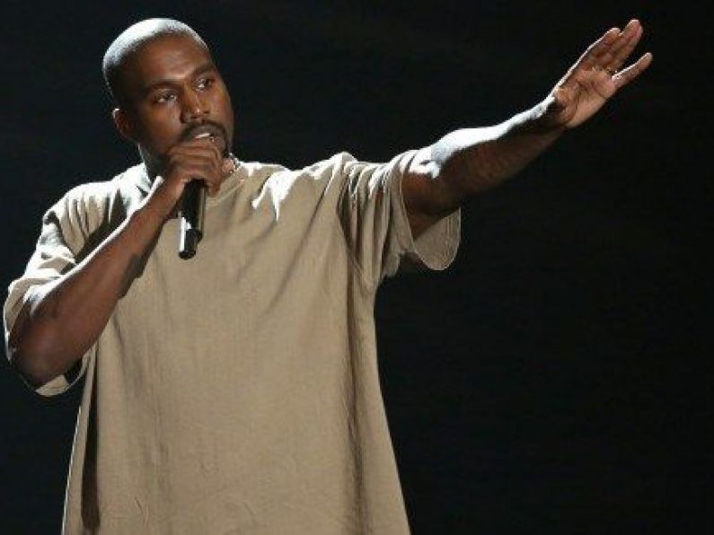 Kanye West quits social media - again