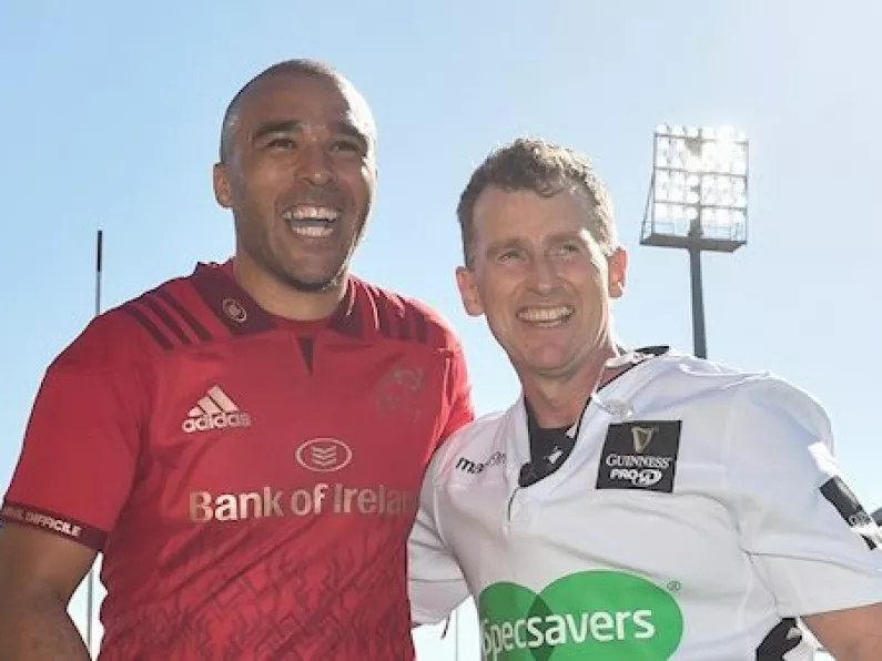 'I wasn’t calling him out in public': Nigel Owens explains Simon Zebo intervention