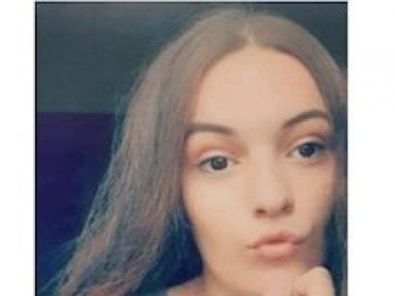 Gardaí appeal for help in finding 15-year-old missing girl