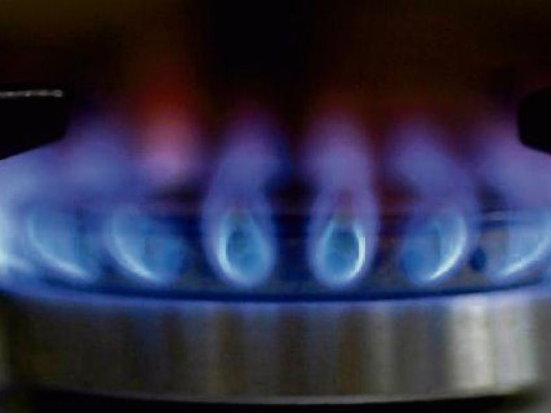 Wholesale gas prices drop 9% in October