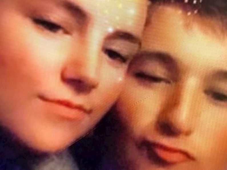 Gardaí search for brother and sister aged 14 & 17 missing since Monday