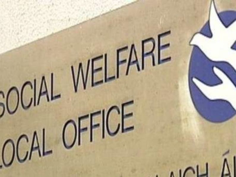 Christmas bonus will be paid to social welfare recipients next week