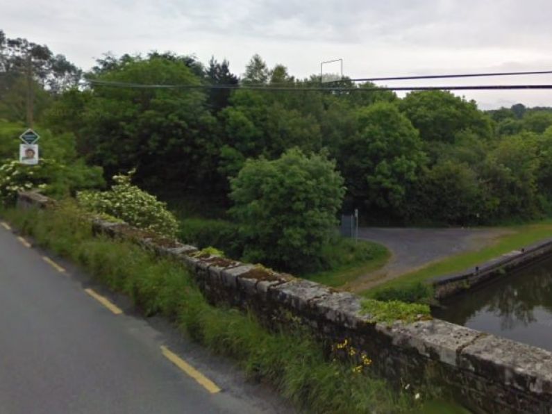 Searches to resume in County Carlow following reports a car entered the river yesterday