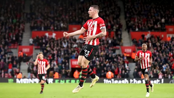 Man City go second with win at Southampton