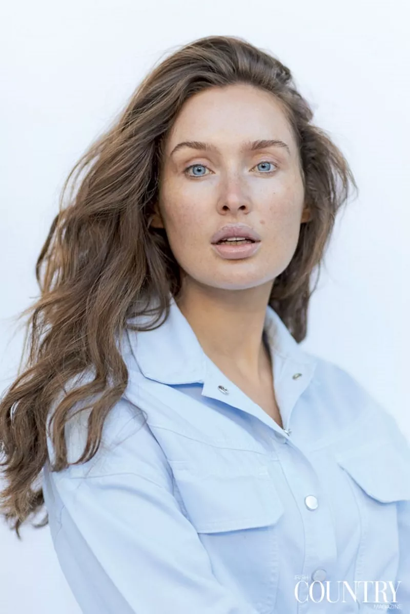 Roz Purcell jokes about being 'orange' as she goes make-up free for magazine cover