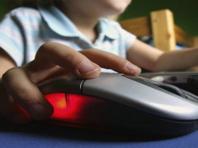 Gardaí warn parents to keep an eye on children's online activity amid cyber bullying concerns