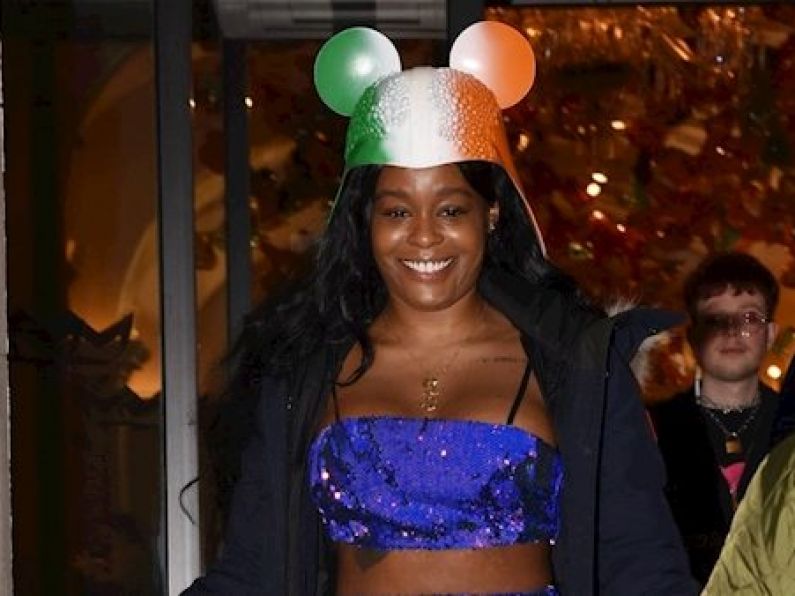 Azealia Banks hands out soap and dedicates Dublin gig to 'all the beautiful Irish women'