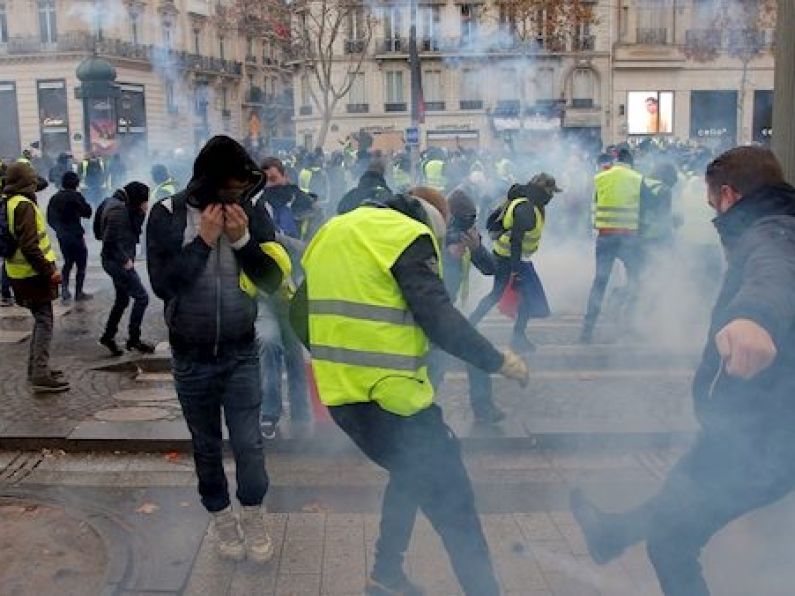 France plans crackdown on unauthorised protests