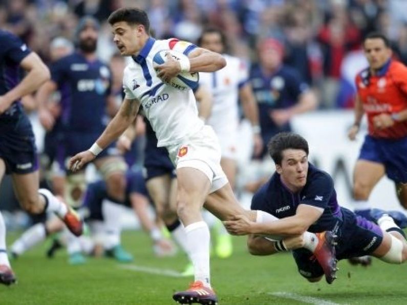 France recover from England drubbing to beat Scotland for first win of campaign