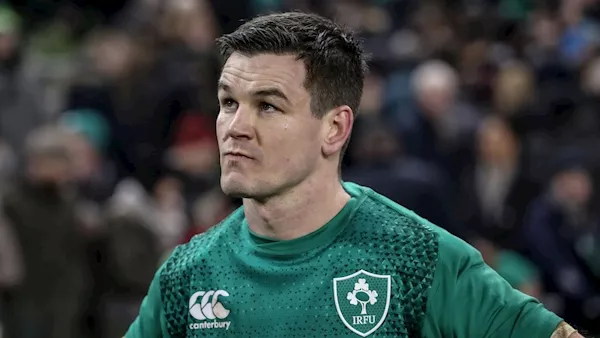 Schmidt: Sexton was starting in Rome regardless of Carbery fitness
