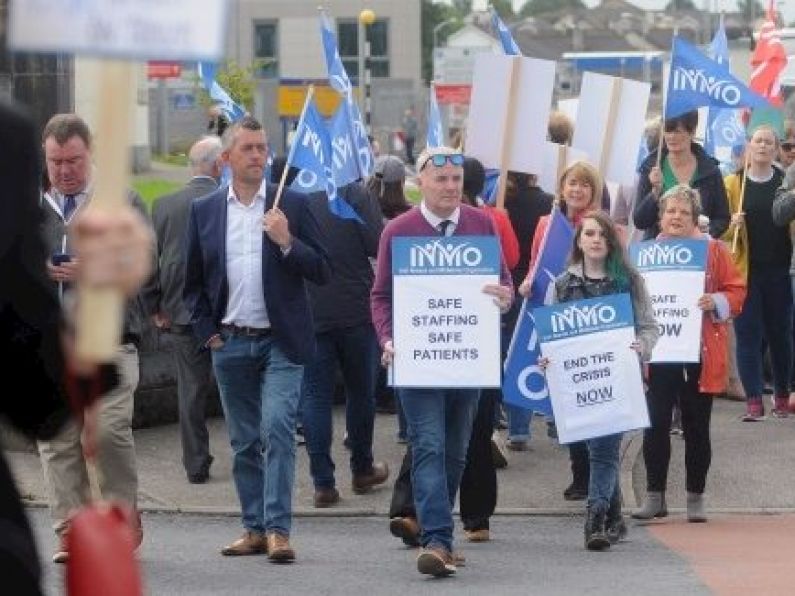 Nurses to hold national rally ahead of further talks with Government