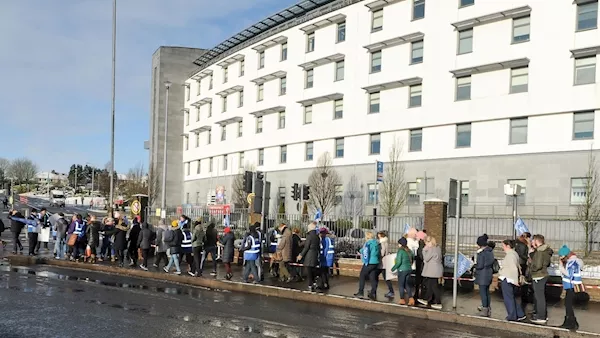 Cork GP: I do believe people will die because of nurses' strike