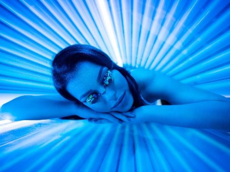Survey shows 2 out of 5 sunbed operators fail to ask under 18s their age