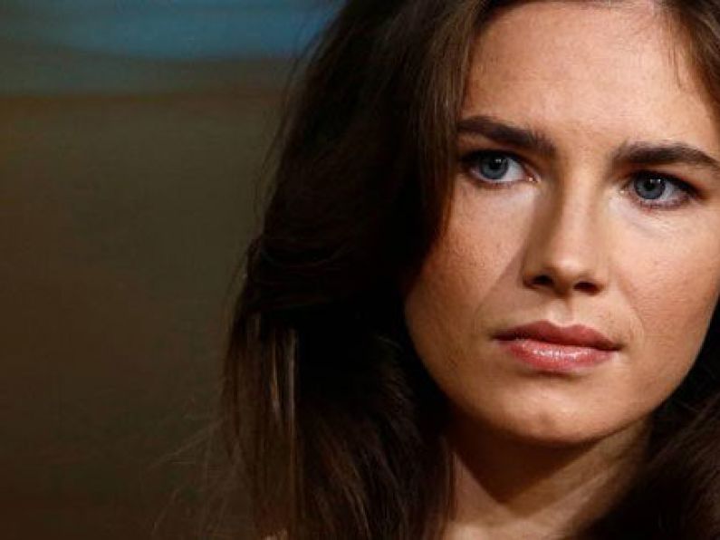 Amanda Knox asks public donors for $10,000 to pay for wedding