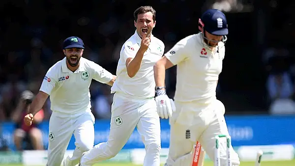 'Midsummer Murtagh': Cricket fans overjoyed as Ireland demolish England's world champions in first innings