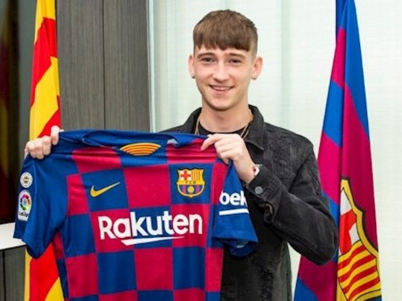 Former Ireland underage international signs for Barcelona