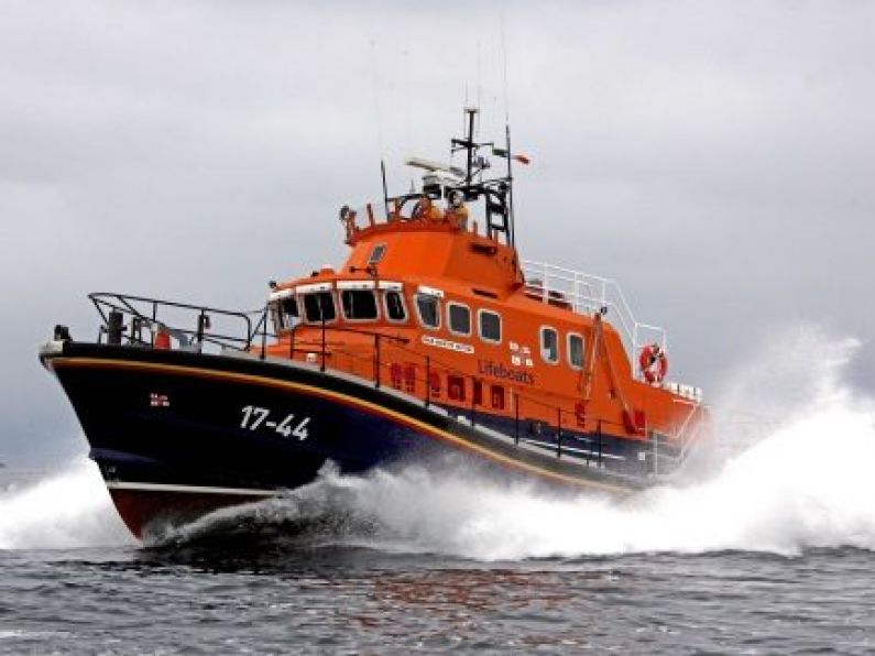 'Potential tragedy' averted as lifeboat rescues dinghy in difficulty off East Cork coast