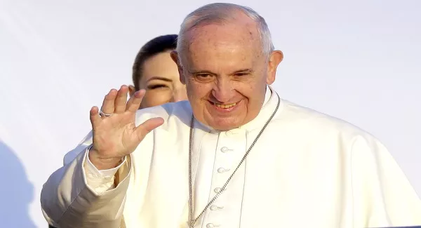 Pope pays tribute to hairdressers but urges them to cut back on the gossip