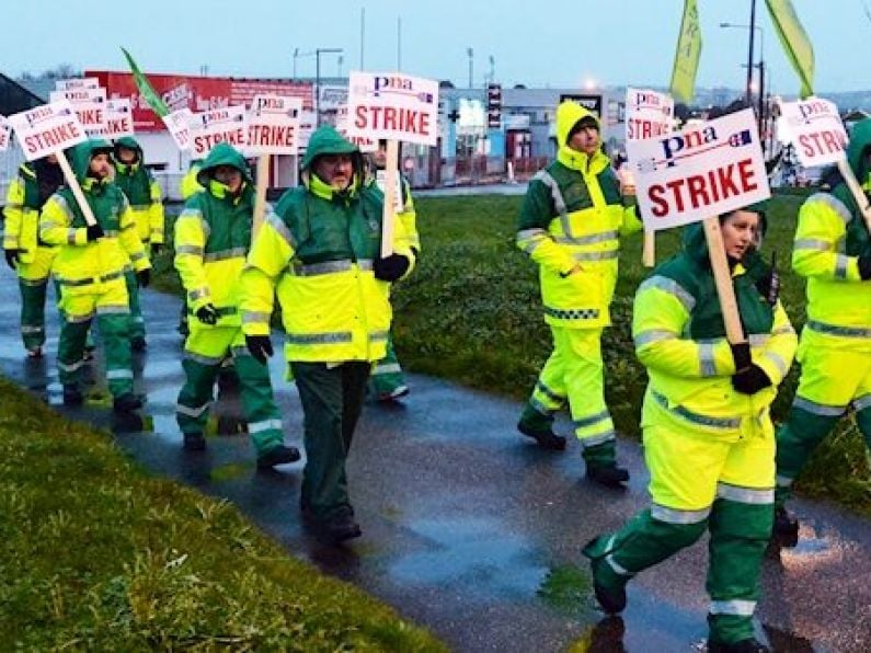 Ambulance personnel to hold 24-hour strike on Friday
