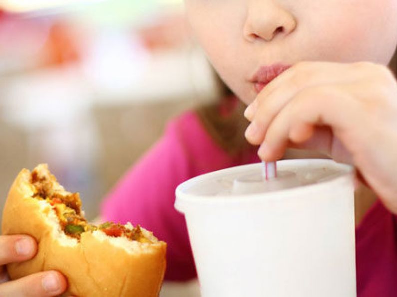 Almost 25% of childrens' meals contain junk food, study finds