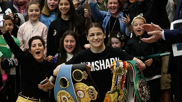 Watch: Undisputed lightweight champion Katie Taylor returns triumphantly to Ireland