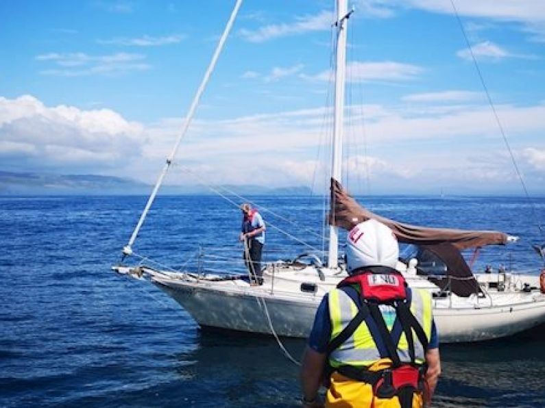 Man rescued from 30-foot yacht off Cork coast