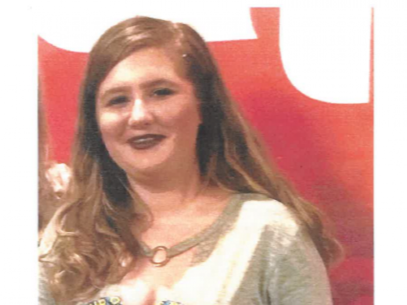 Gardaí in Midleton appeal for help in finding a missing 16 year old girl