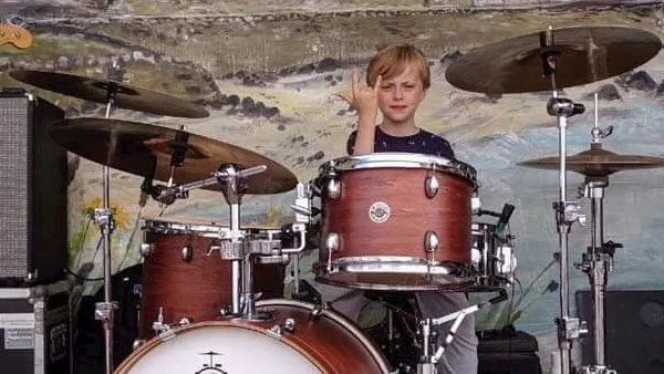 Watch as young Donegal drummer Liam, 6, quite literally rocks the radio