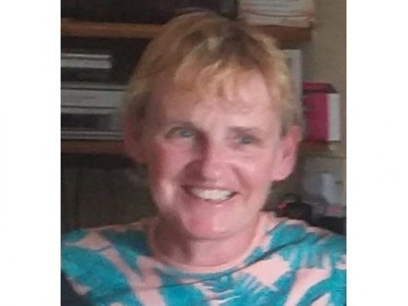 Gardaí appeal for help in tracing missing Tullamore woman