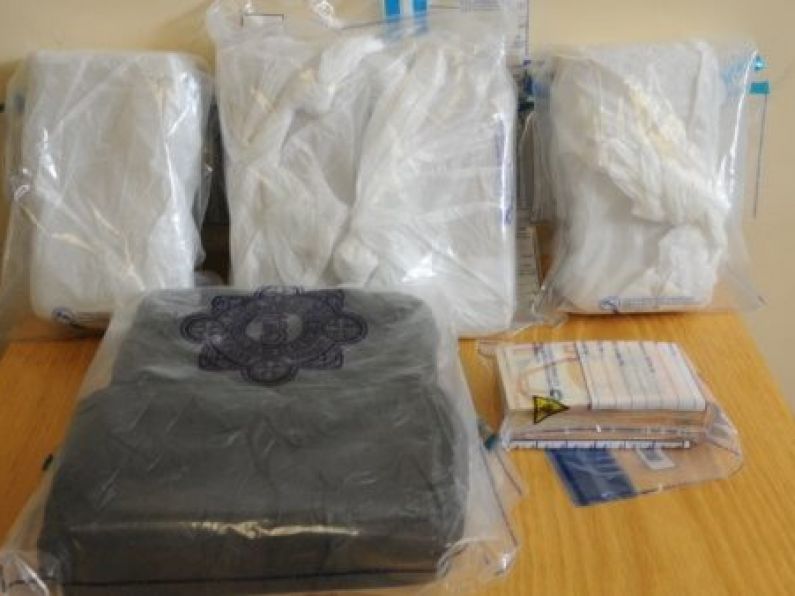 Three arrested after seizure of drugs worth €1m
