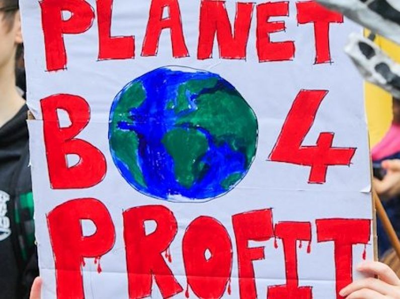 Extinction Rebellion to present 'Budget for Climate Justice' in second day of protest in Dublin