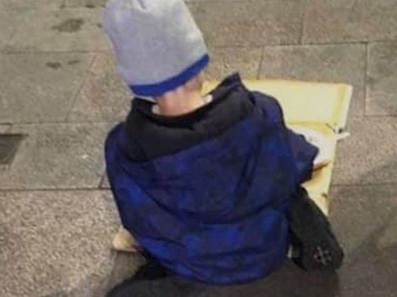 Photo of homeless boy, 5, eating dinner off cardboard on street sparks outrage