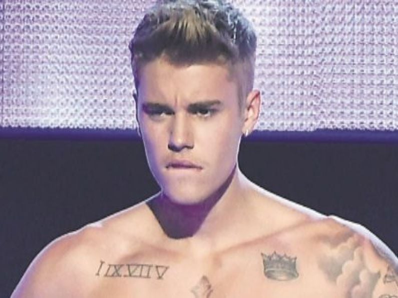 Justin Bieber reportedly being sued for posting a picture of... himself