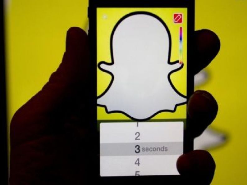 Snapchat reveals rise in user numbers and revenue as losses shrink