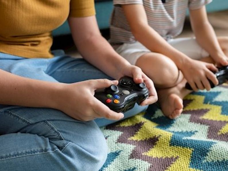 Parents warned video game 'loot boxes' could lead children to gambling addiction