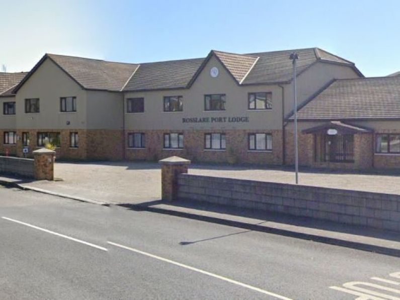 100 asylum seekers are to be housed at the Rosslare Port Lodge Hotel