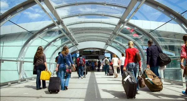 Increase of 1.8% in overseas visitor numbers to Ireland in 2019