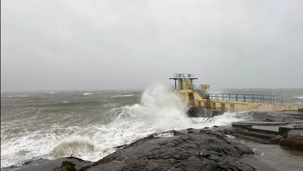 Storm Brendan: 'Gusts into the red just on the coast' in north-west; More than 30,000 without power