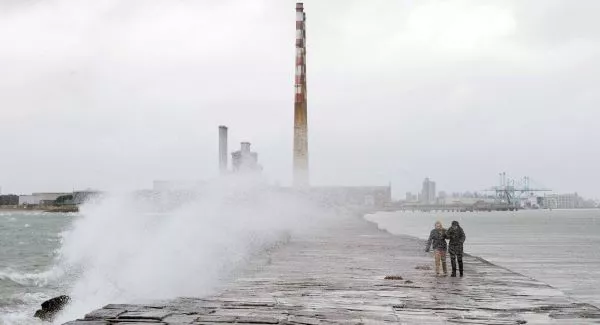 Storm Brendan: 'Gusts into the red just on the coast' in north-west; More than 30,000 without power