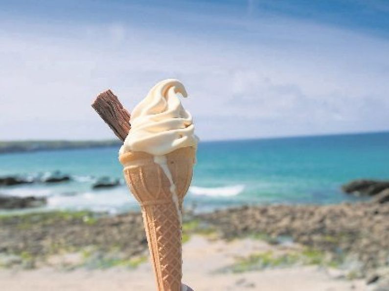 Social distancing concerns as hundreds flock to Duncannon and Tramore beaches