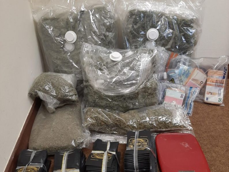 €90,000 of suspected drugs and cash seized in Tipp