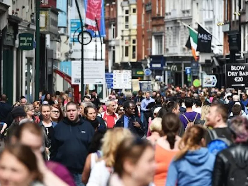 More Irish people returning to Ireland than emigrating
