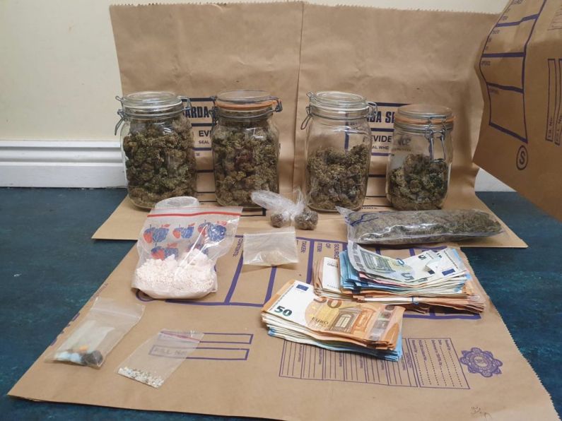 Drugs & money to the value of €21k seized in Thurles