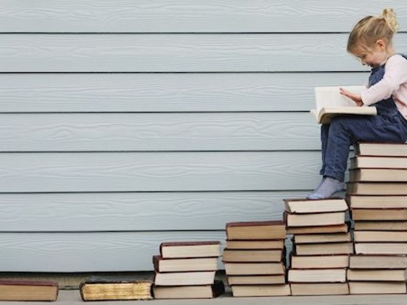 Children in homeless hubs and Direct Provision to be gifted a thousand books