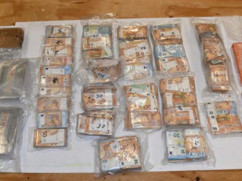 Over €1 million of Suspected Drugs and Cash Seized in Tipperary last night