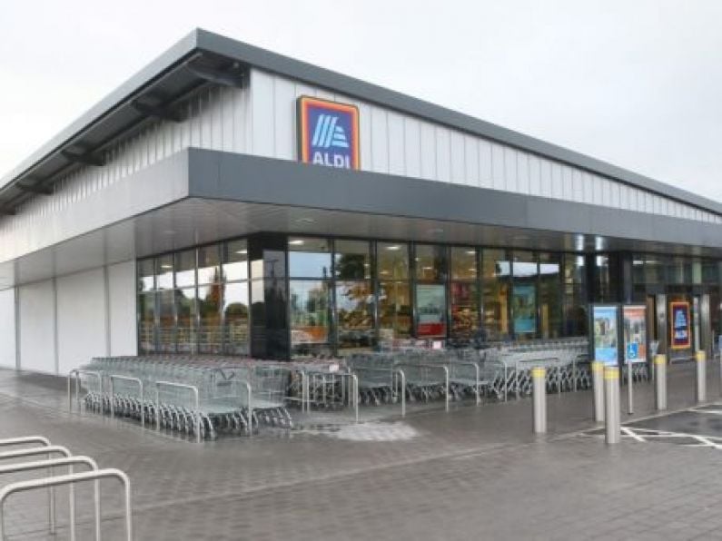 ALDI customers can now order Christmas groceries through 'Click and Collect'